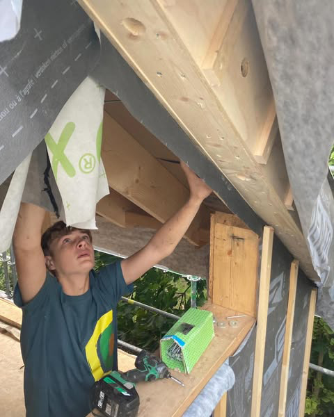 Duaal leren: schrijnwerker houtbouw.